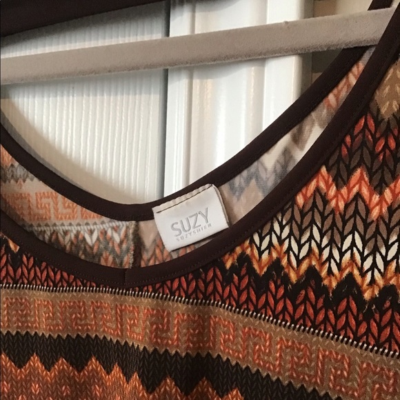 Brand new crop top - Picture 3 of 16